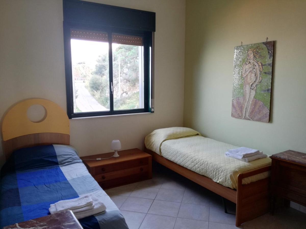 Casa Vacanze La Petrusella Trabia Buitenkant foto
