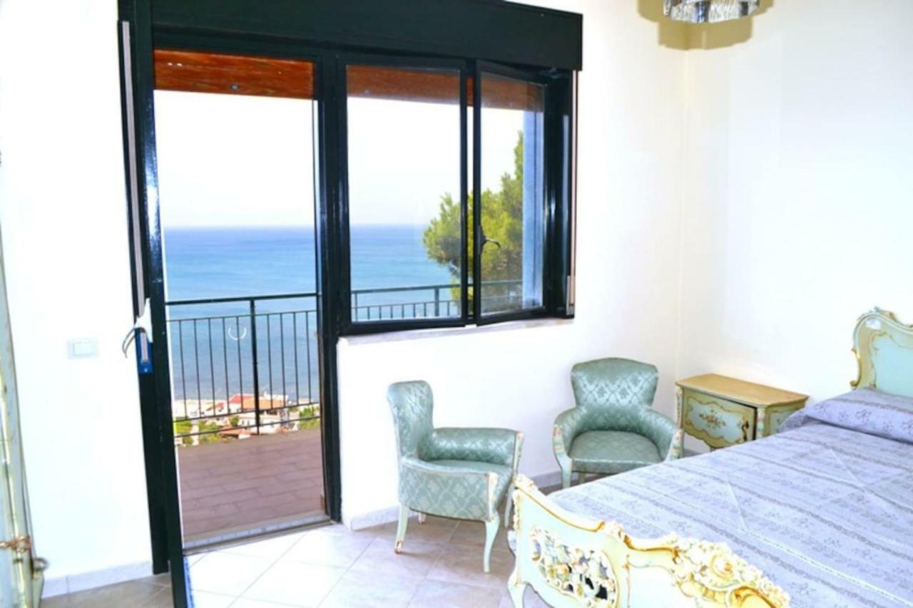 Casa Vacanze La Petrusella Trabia Buitenkant foto