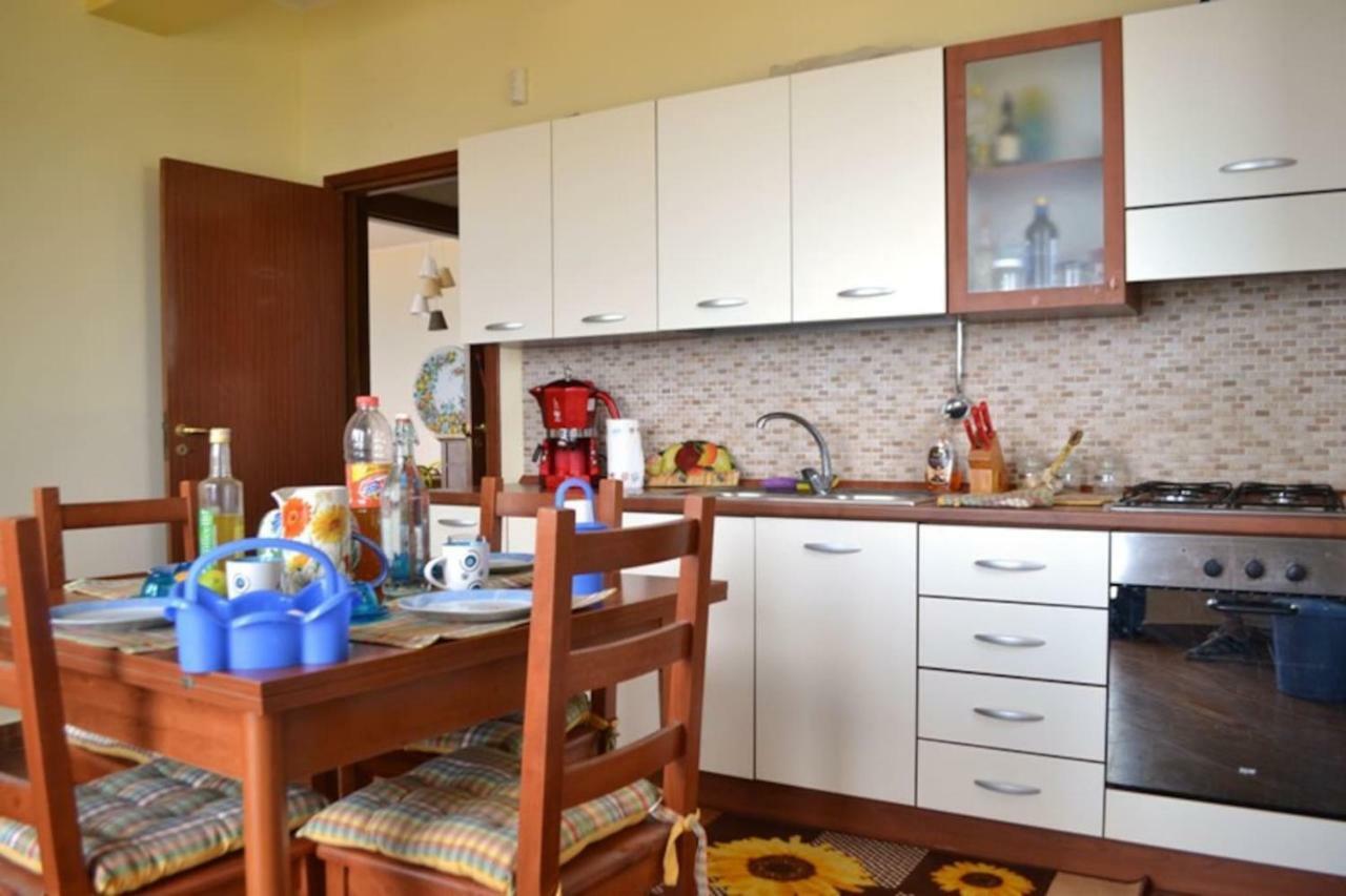 Casa Vacanze La Petrusella Trabia Buitenkant foto